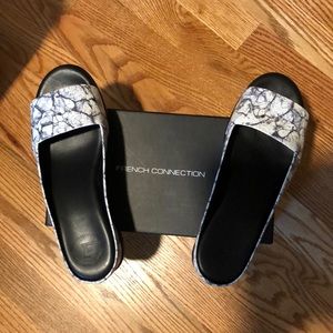 FRENCH CONNECTION sandal